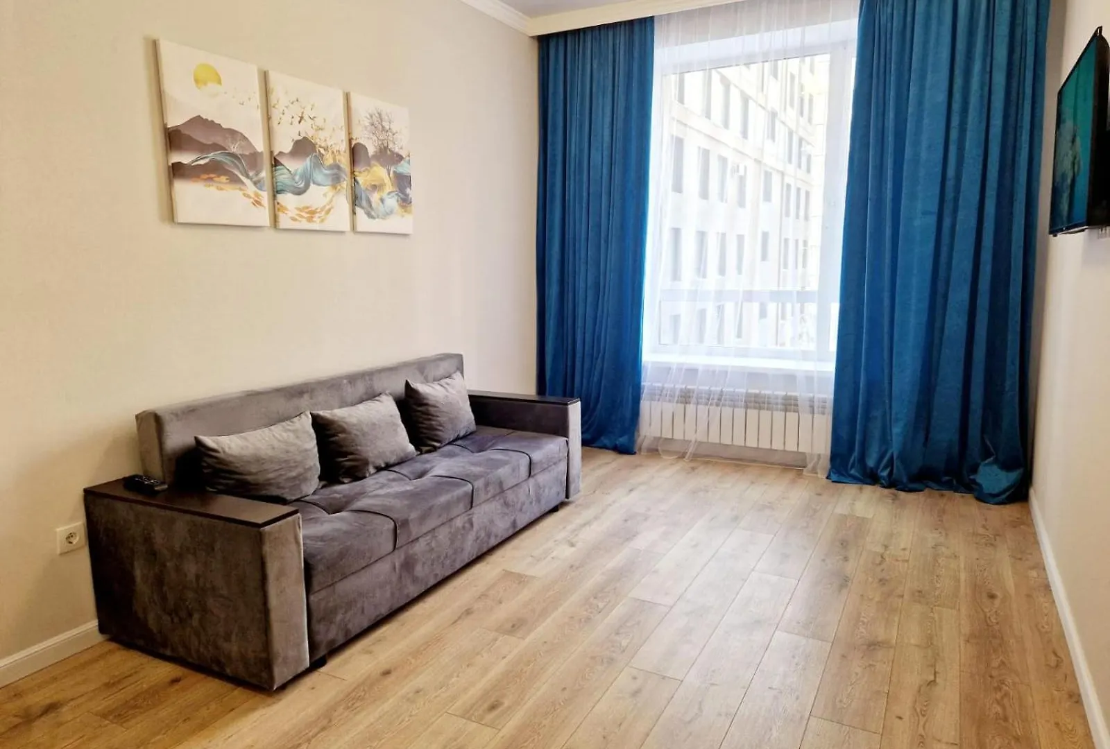 Gumi Group Apartment Near Khan Shatyr Tandau 0387 Nur-Sultan